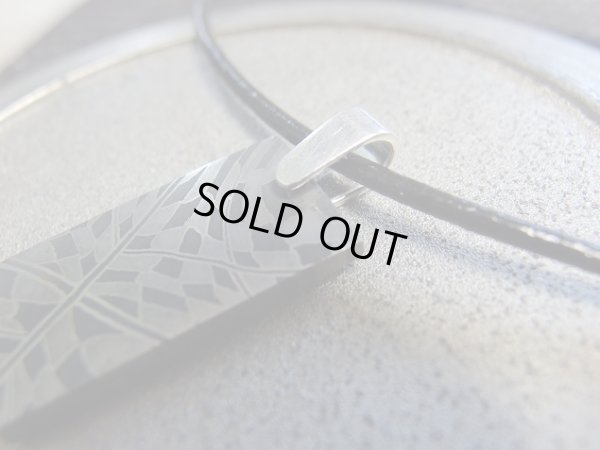 画像9: 宇宙からの使者　ギベオン　稀少ダマスカス加工　革紐ペンダント　大　　特価