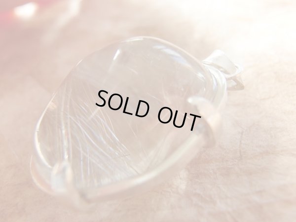 画像2: ぷるんとした大ぶり銀ルチル磨き石の特製純銀ペンダントトップ　