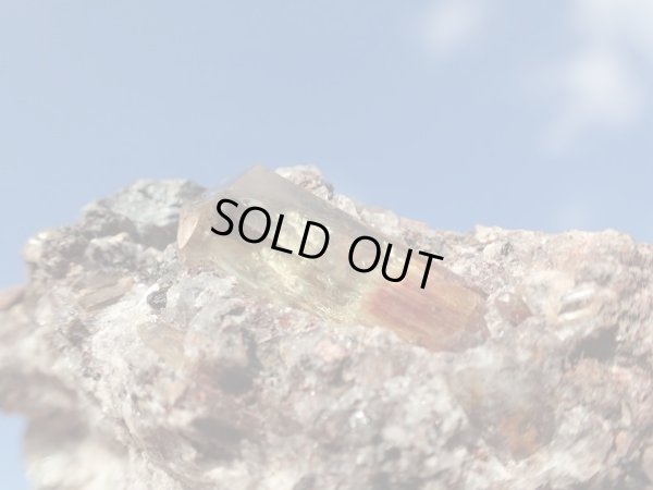 画像10: 稀少美結晶　premiumグリーンアパタイト母岩付き結晶原石　他多数結晶入り