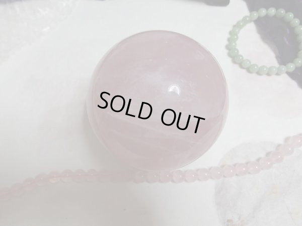 画像15: 美しいマダガスカル産ディープローズクォーツ　９３ミリ　スフィア　特価