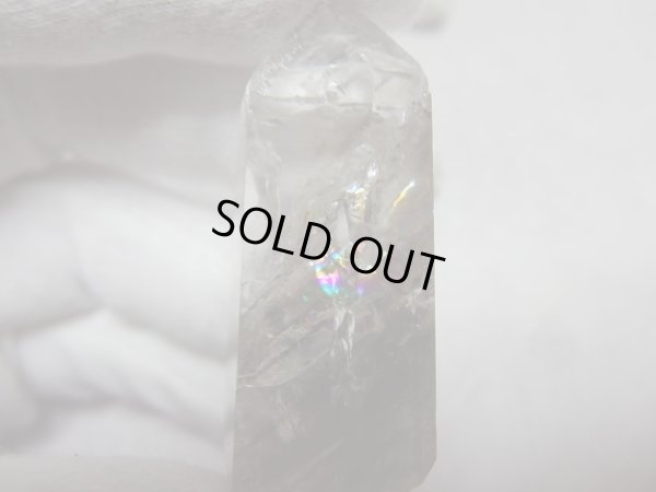 画像15: 特選　天然クラックバキバキのレインボーアイリスクォーツ磨き石　スモーキー入り　