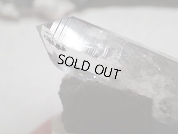 画像5: 特選美　　希少　四川産母岩付き水晶結晶　遊色入り