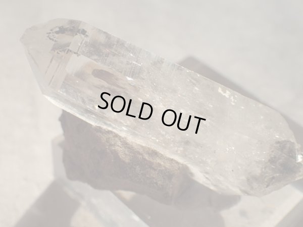 画像3: 特選美　　希少　四川産母岩付き水晶結晶　遊色入り