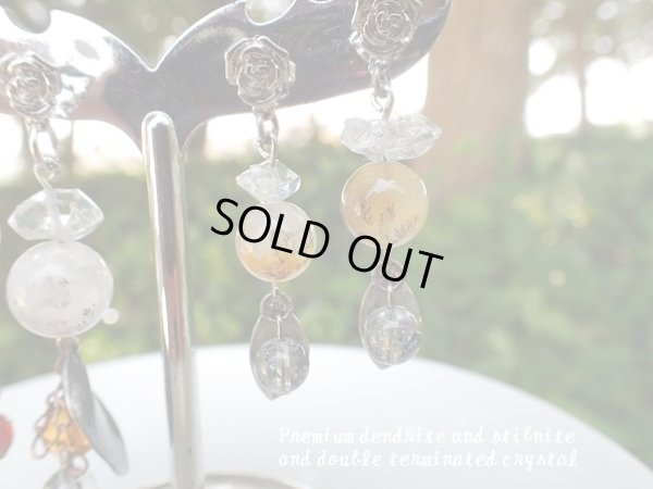 画像3: ダブル両剣水晶とデンドライトインクォーツとスティブナイトインクォーツのチタン製　プレミアムピアス