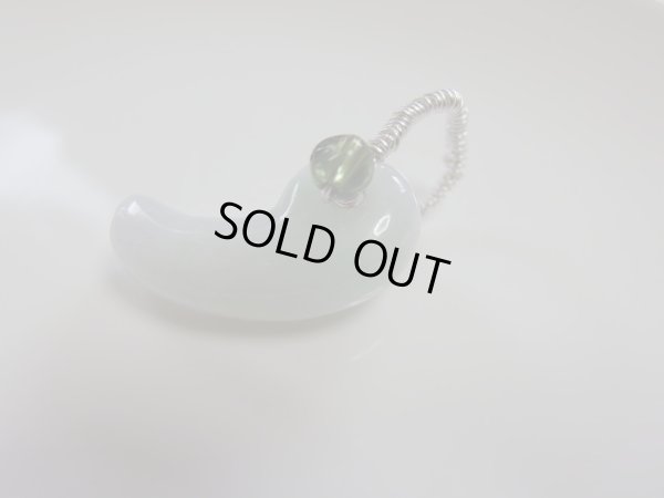 画像8: 翡翠勾玉とモルダバイト　