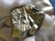 画像19: ルチルオンヘマタイト結晶原石　オリジナル　アーティスティックワイヤー　ペンダントトップ　パイライト　ヘマタイト共生結晶原石付
