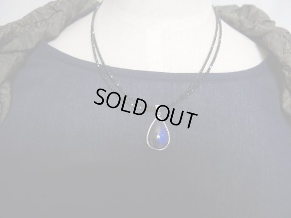 画像2: 高品質　Ｐｒｅｍｉｕｍブラックラブラドライトとブラックスピネルの大人の２連ネックレスNIGHT　SKYとMetal and stone モリオンオリジナルトップ　特価　