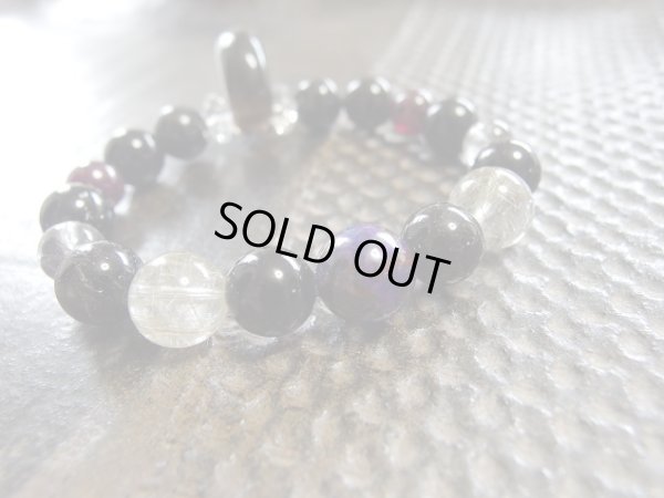 画像2: 超黒水晶勾玉物語　モリオン　杉石　ルチルクォーツ　黒翡翠　ブラックルチルクォーツ　ガーネット