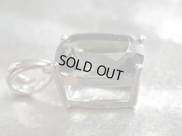 画像2: Premium   モルダバイト　ペンダントトップ   ポスト型スライド式アジャスター搭載シルバーネックレス付き