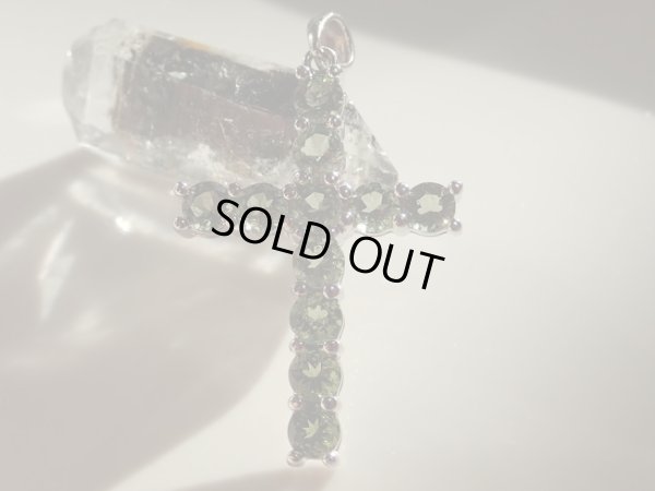 画像11: Ｐｒｅｍｉｕｍ　モルダバイト　ペンダントトップ  ポスト型スライド式アジャスター搭載シルバーネックレス付き