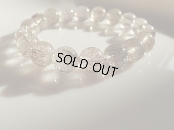 画像14: 特選　ブラックブラウンルチルクォーツ　イン　スモーキークォーツ　11ミリ強　特価