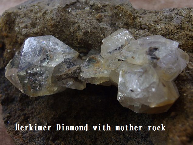 ハーキマーダイヤモンド母岩付き クラスター 特選特価 - 石や