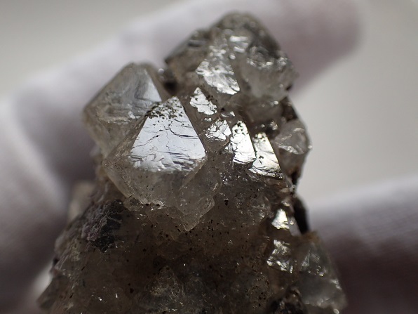 画像1: 山東省原産　　母岩付　珍水晶　ヘマタイト付　特価