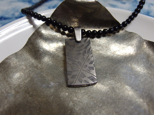 画像1: 鉄隕石ギベオンとブラックトルマリンの守護ネックレス　特価